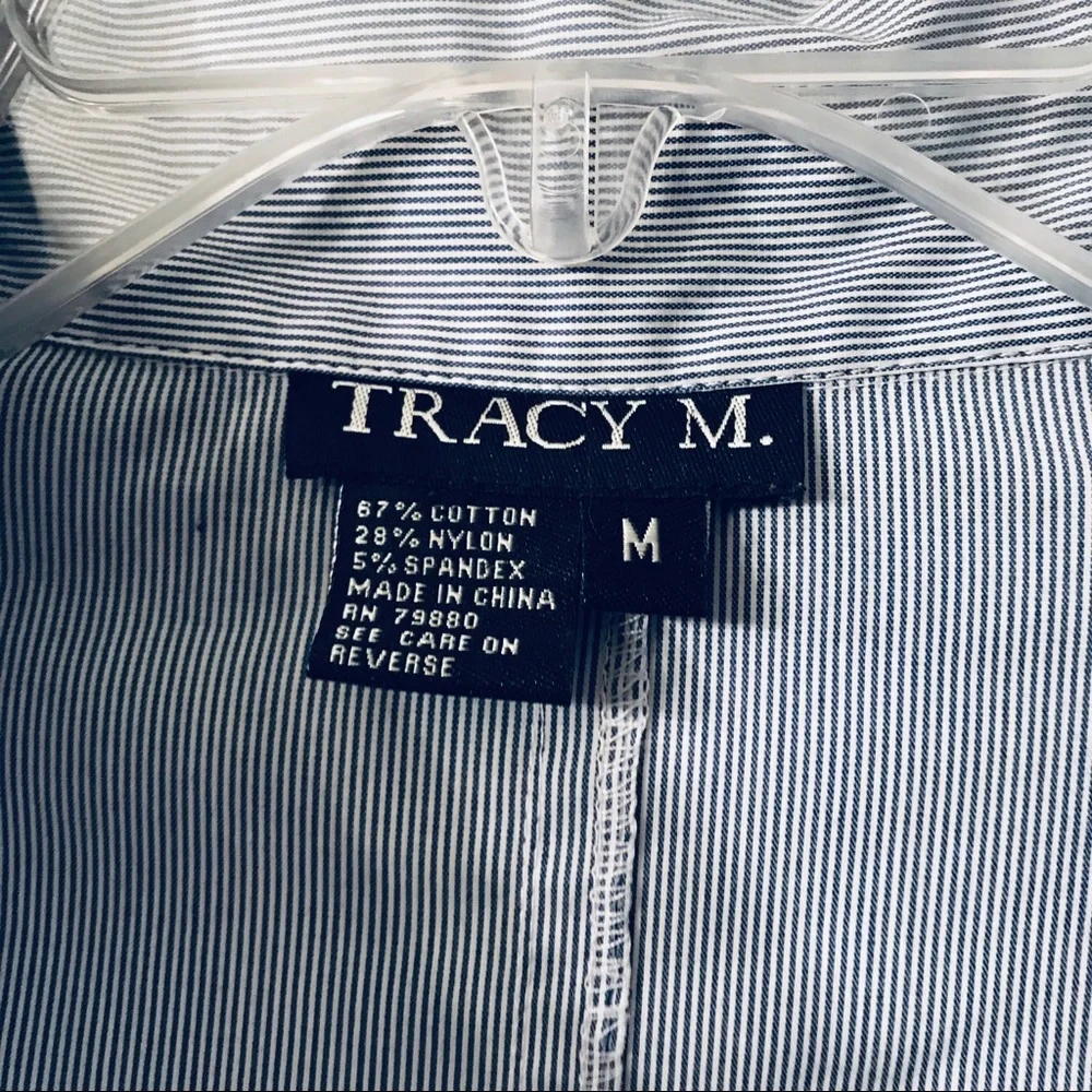 Tracy M Blue/White Pleated Cuff Sleeve Button Down - Picture 3 of 6